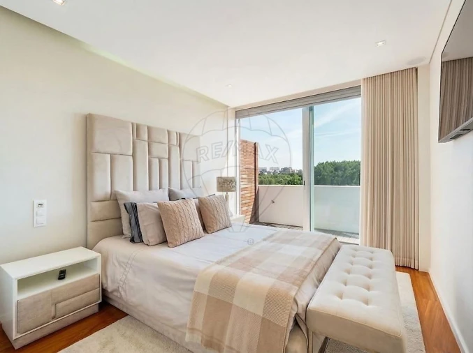 Apartamento T4 para Venda em Arcozelo Foto 26