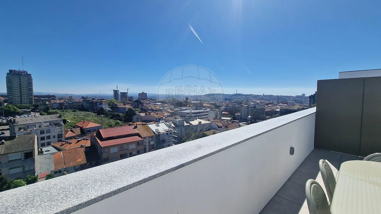 Apartamento T2 para Venda em Cedofeita, Santo Ildefonso, Sé, Miragaia, São Nicolau e Vitória Foto 12