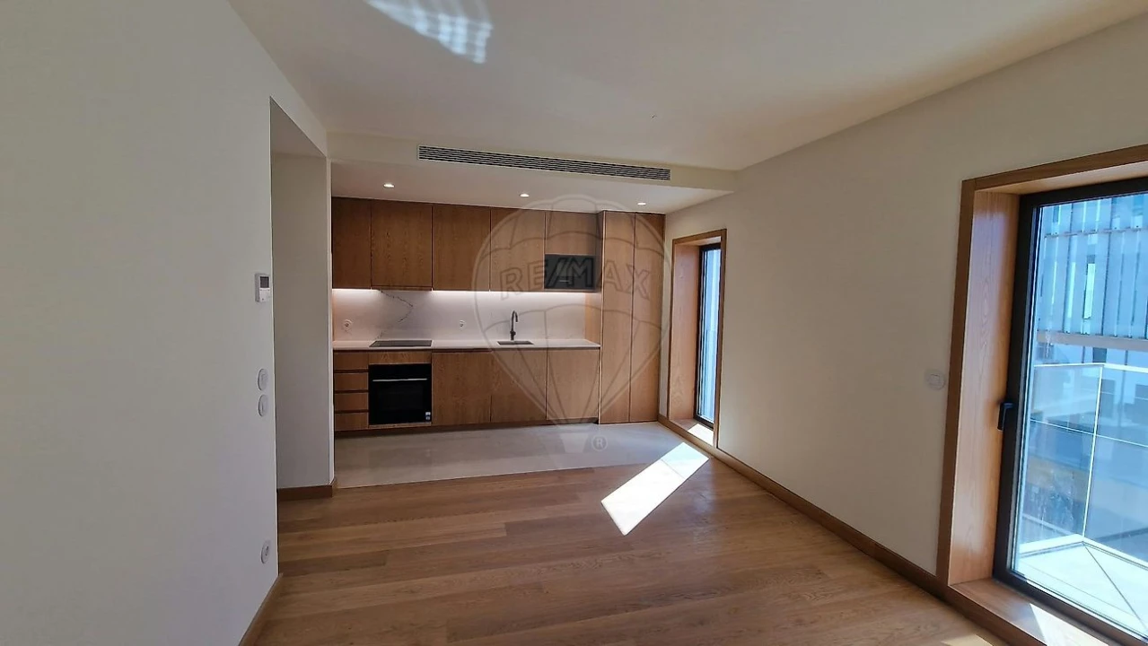 Apartamento T2 para Venda em Cedofeita, Santo Ildefonso, Sé, Miragaia, São Nicolau e Vitória Foto 14