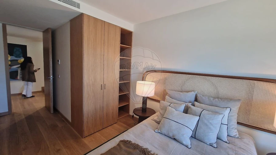 Apartamento T2 para Venda em Cedofeita, Santo Ildefonso, Sé, Miragaia, São Nicolau e Vitória Foto 8
