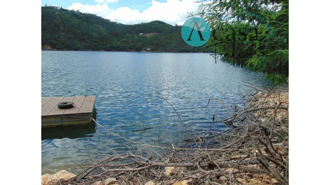 Terreno para Venda em Vila de Rei Foto 2