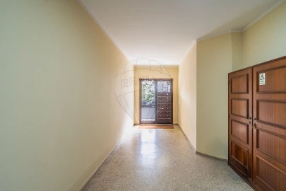 Apartamento T2 para Arrendamento em São Mamede de Infesta e Senhora da Hora