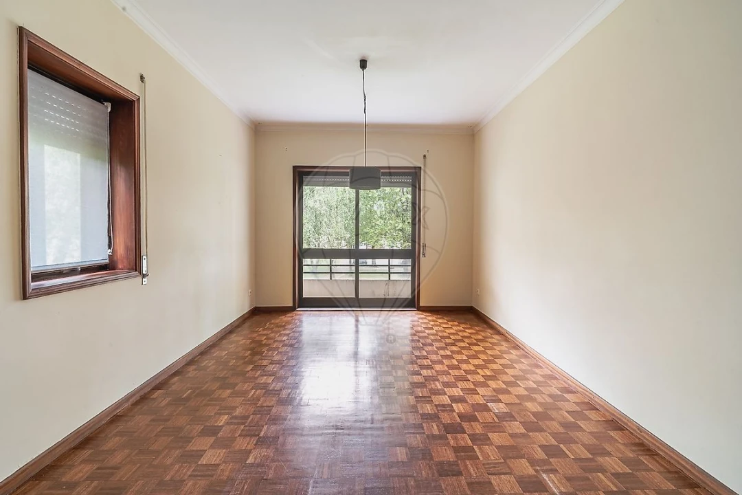 Apartamento T2 para Arrendamento em São Mamede de Infesta e Senhora da Hora Foto 13