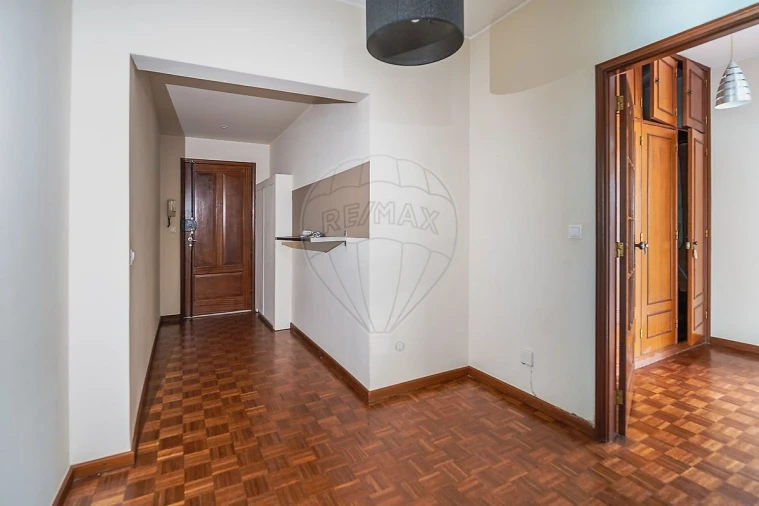 Apartamento T2 para Arrendamento em São Mamede de Infesta e Senhora da Hora Foto 10