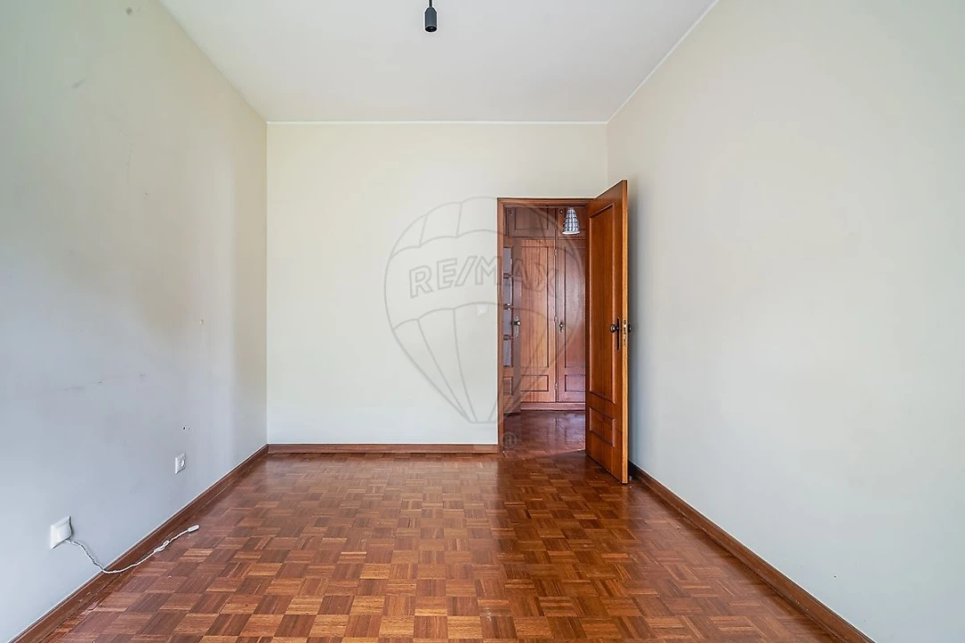 Apartamento T2 para Arrendamento em São Mamede de Infesta e Senhora da Hora Foto 19