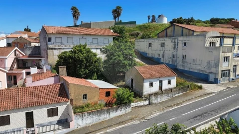 Moradia T2 para Venda em Maxial e Monte Redondo