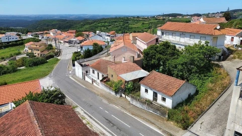 Moradia T2 para Venda em Maxial e Monte Redondo