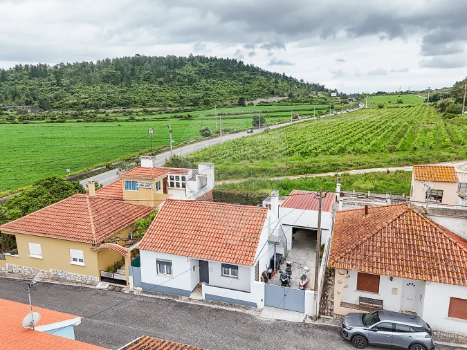 Moradia T2 para Venda em Santa Maria, São Pedro e Matacães Foto 2