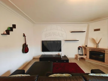 Apartamento T2 para Venda em Santa Maria, São Pedro e Matacães