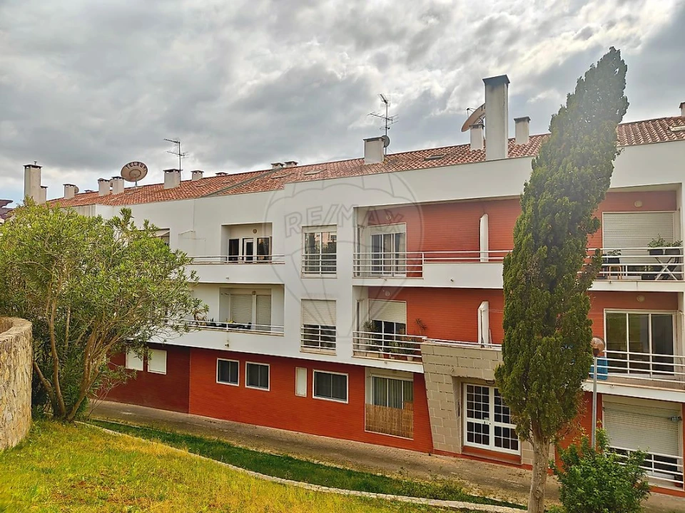 Apartamento T2 para Venda em Santa Maria, São Pedro e Matacães Foto 1