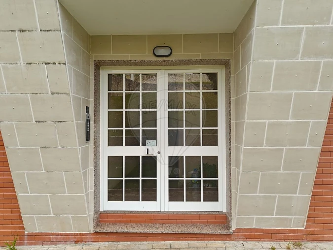 Apartamento T2 para Venda em Santa Maria, São Pedro e Matacães Foto 9