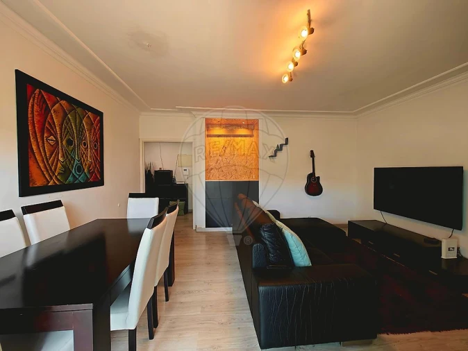 Apartamento T2 para Venda em Santa Maria, São Pedro e Matacães Foto 4