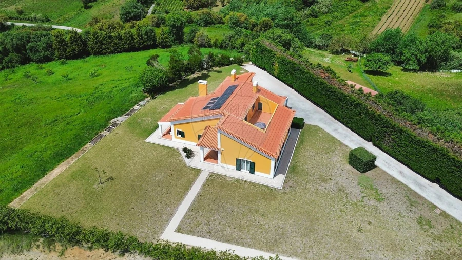 Moradia T4 para Venda em Enxara do Bispo, Gradil e Vila Franca do Rosário Foto 3