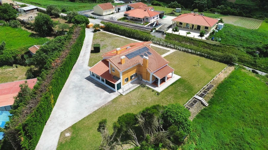 Moradia T4 para Venda em Enxara do Bispo, Gradil e Vila Franca do Rosário Foto 4