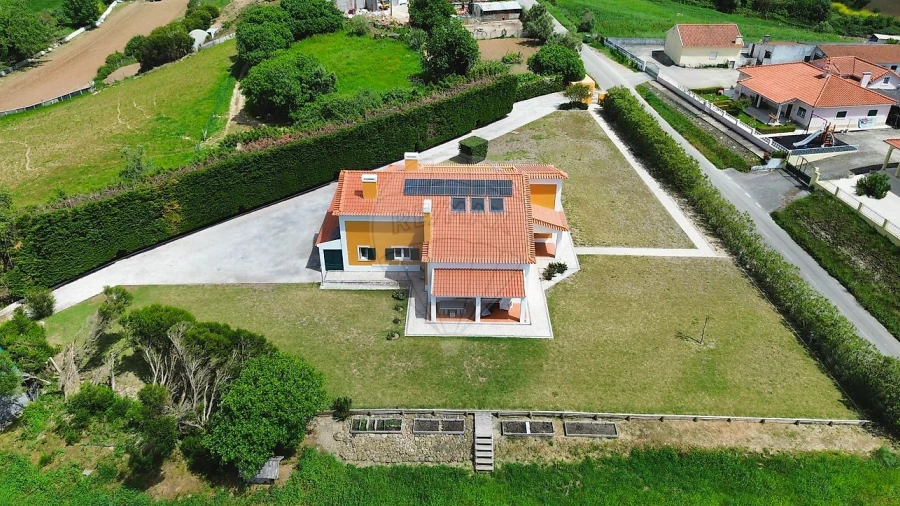 Moradia T4 para Venda em Enxara do Bispo, Gradil e Vila Franca do Rosário