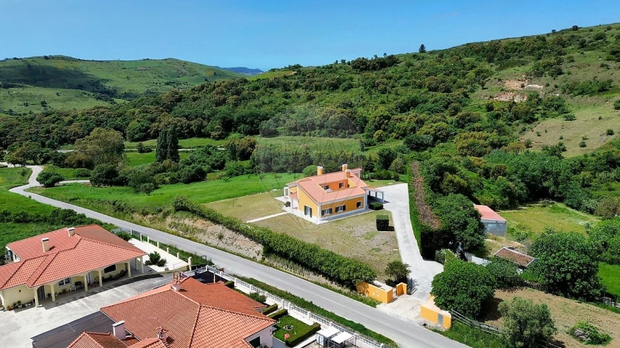 Moradia T4 para Venda em Enxara do Bispo, Gradil e Vila Franca do Rosário