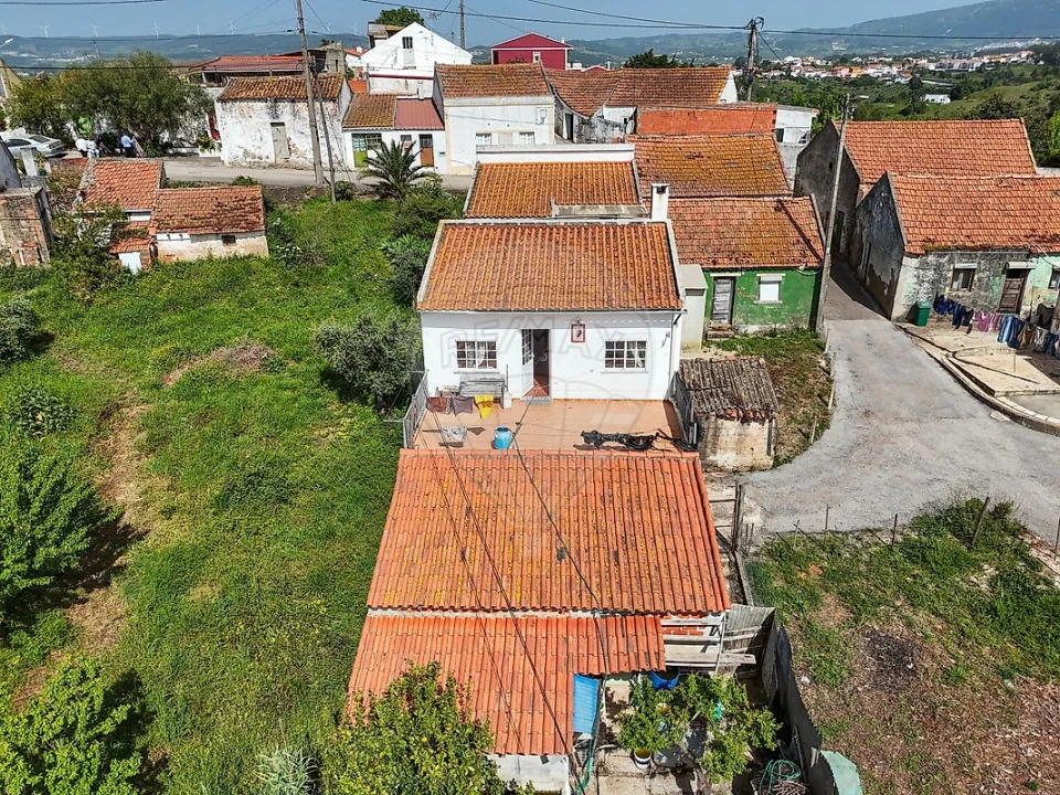 Moradia T3 para Venda em Olhalvo Foto 24