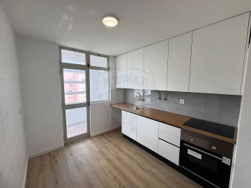 Apartamento T1 para Venda em Setubal (São Sebastião)
