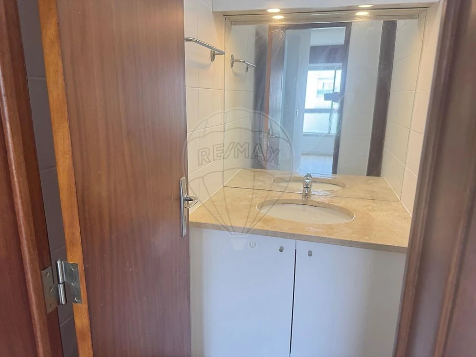 Apartamento T1 para Venda em Setubal (São Sebastião) Foto 16