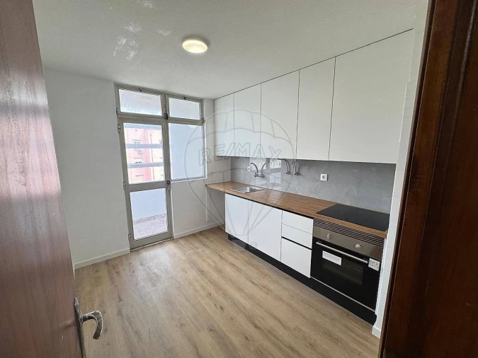 Apartamento T1 para Venda em Setubal (São Sebastião) Foto 4
