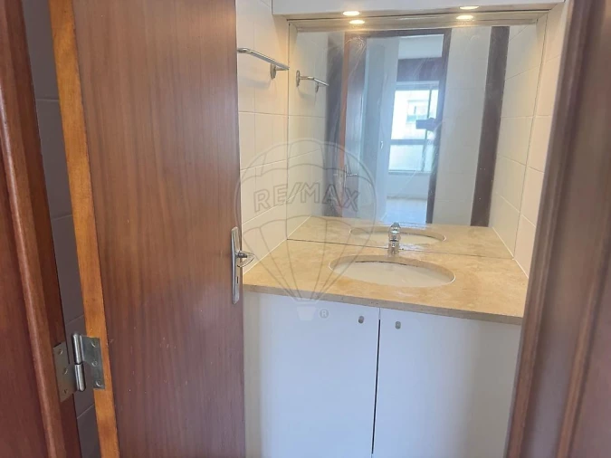 Apartamento T1 para Venda em Setubal (São Sebastião) Foto 16