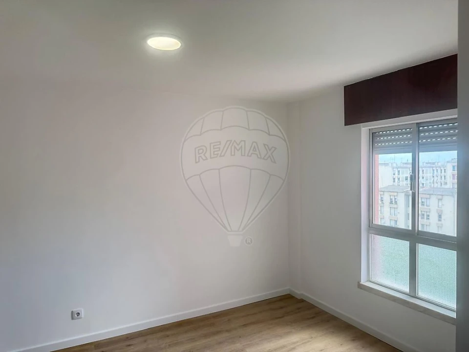 Apartamento T1 para Venda em Setubal (São Sebastião) Foto 17