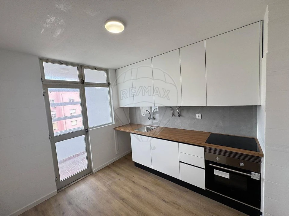 Apartamento T1 para Venda em Setubal (São Sebastião) Foto 5