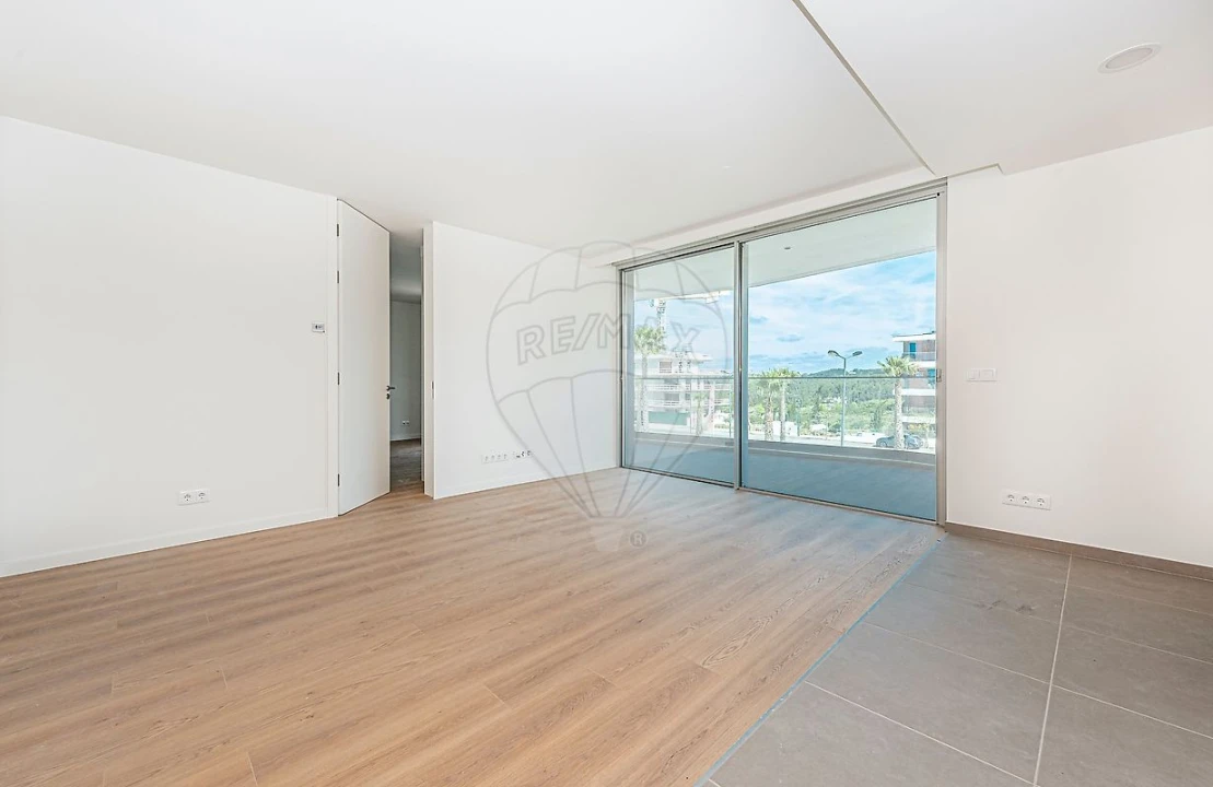 Apartamento T1 para Venda em Queluz e Belas Foto 23