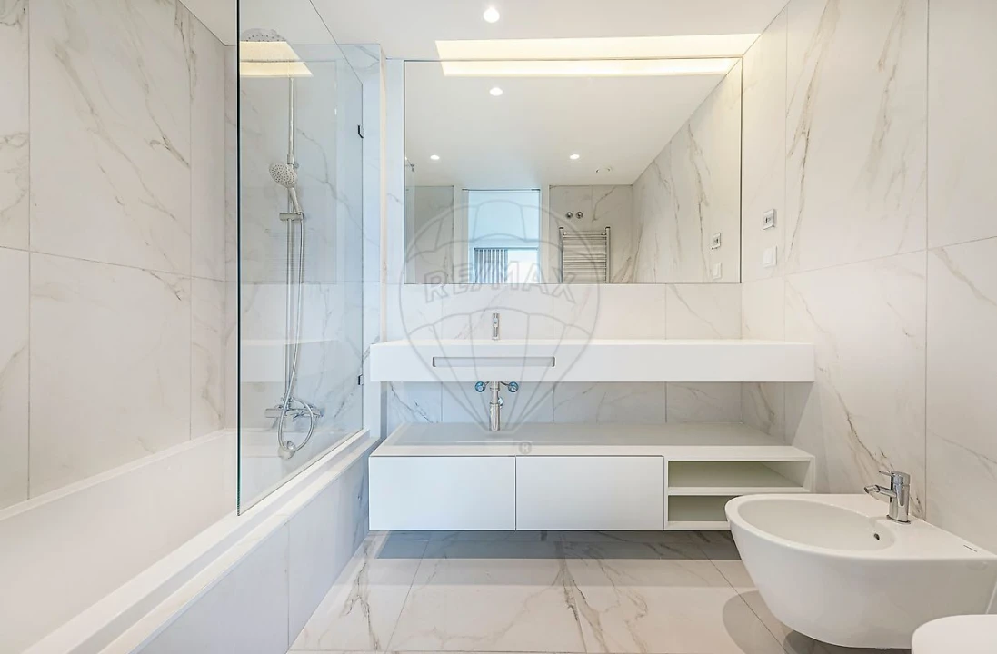 Apartamento T1 para Venda em Queluz e Belas Foto 2