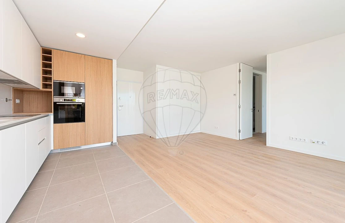 Apartamento T1 para Venda em Queluz e Belas Foto 5