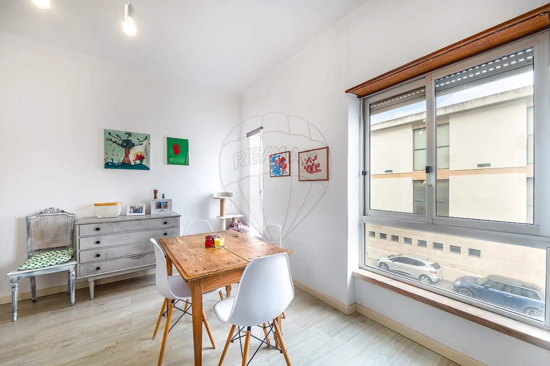Apartamento T3 para Venda em Póvoa de Santa Iria e Forte da Casa Foto 7