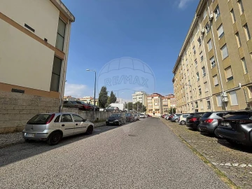 Apartamento T3 para Venda em Póvoa de Santa Iria e Forte da Casa