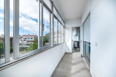 Apartamento T3 para Venda em Póvoa de Santa Iria e Forte da Casa