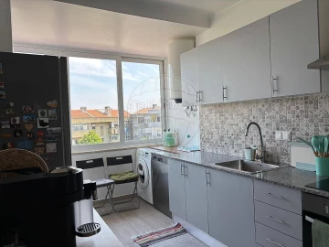 Apartamento T3 para Venda em Póvoa de Santa Iria e Forte da Casa