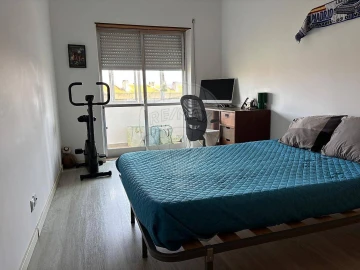 Apartamento T3 para Venda em Póvoa de Santa Iria e Forte da Casa