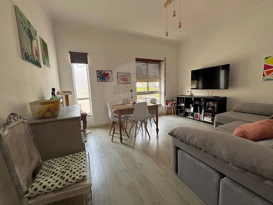Apartamento T3 para Venda em Póvoa de Santa Iria e Forte da Casa Foto 18
