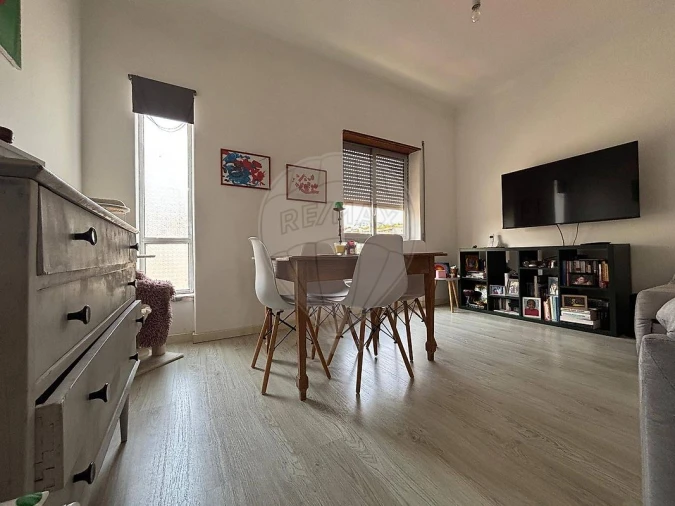Apartamento T3 para Venda em Póvoa de Santa Iria e Forte da Casa Foto 9