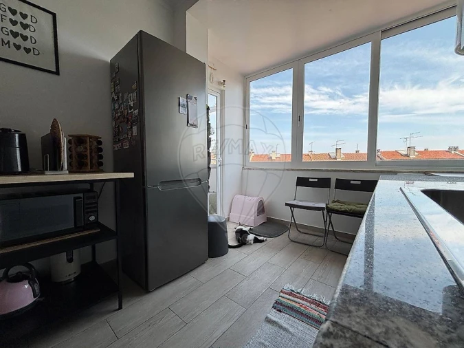 Apartamento T3 para Venda em Póvoa de Santa Iria e Forte da Casa Foto 22