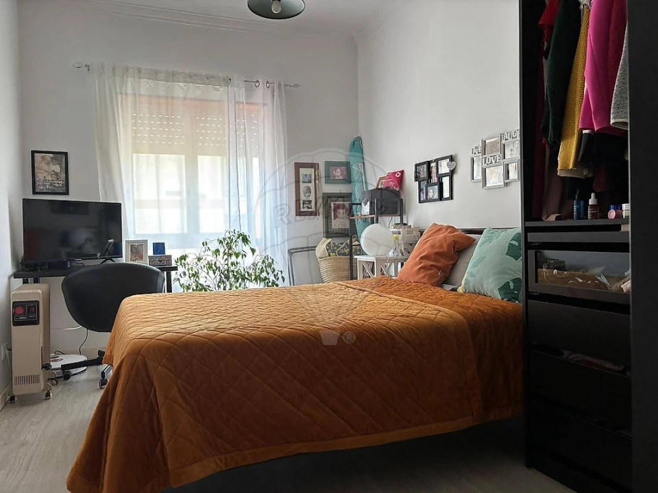 Apartamento T3 para Venda em Póvoa de Santa Iria e Forte da Casa Foto 10