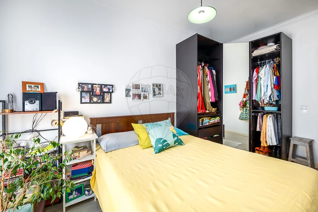 Apartamento T3 para Venda em Póvoa de Santa Iria e Forte da Casa Foto 10