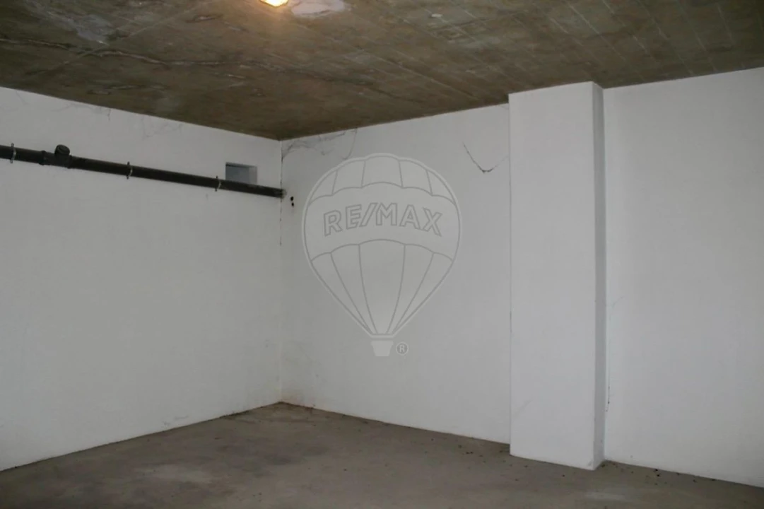 Garagem para Venda em Arruda dos Vinhos Foto 17