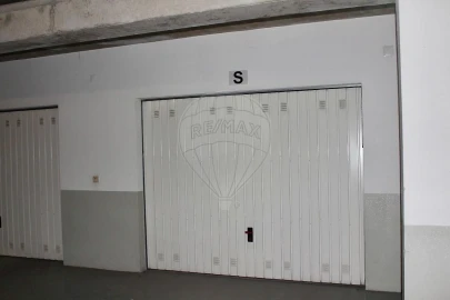 Garagem para Venda em Arruda dos Vinhos