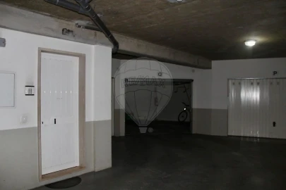 Garagem para Venda em Arruda dos Vinhos