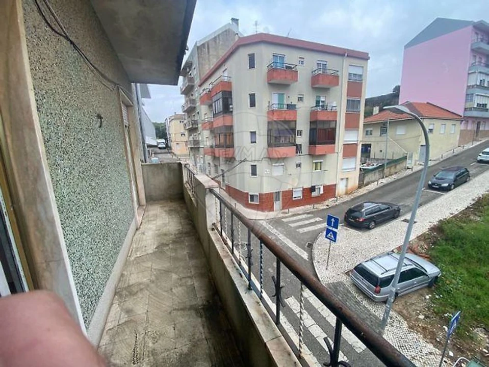Prédio para Venda em Encosta do Sol Foto 4