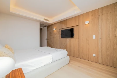 Apartamento T3 para Venda em Campolide