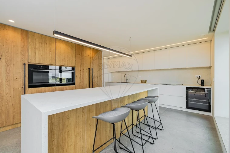 Apartamento T3 para Venda em Campolide Foto 42