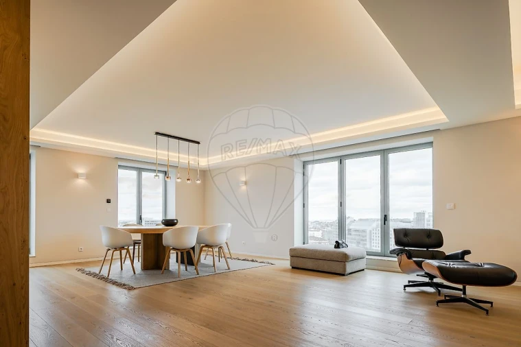 Apartamento T3 para Venda em Campolide Foto 24
