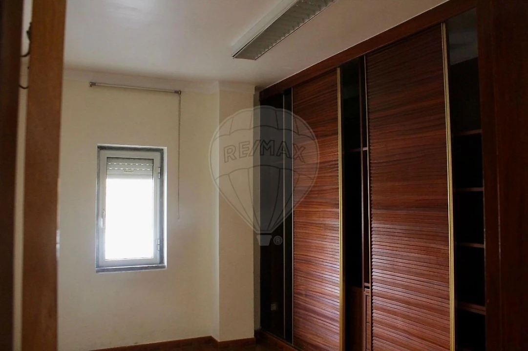 Apartamento T3 para Venda em Arruda dos Vinhos Foto 11