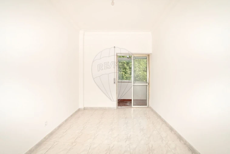 Apartamento T2 para Venda em Póvoa de Santa Iria e Forte da Casa Foto 15