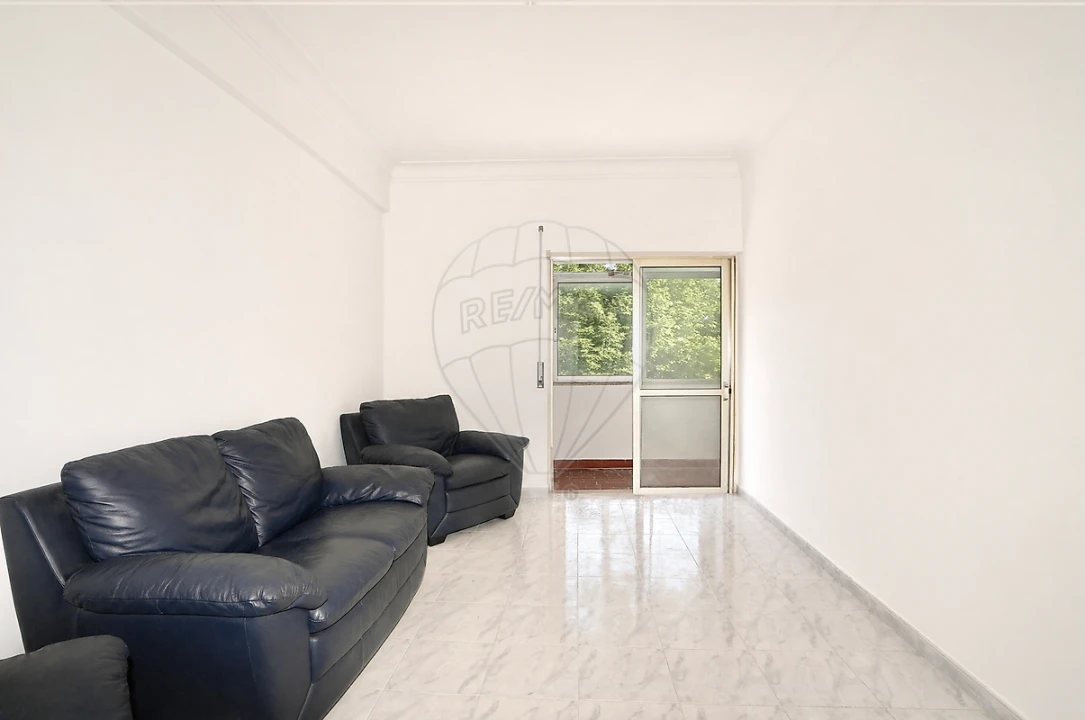 Apartamento T2 para Venda em Póvoa de Santa Iria e Forte da Casa Foto 7